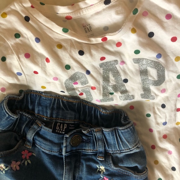 Baby Gap Little Girl Outfit - Picture 7 of 11